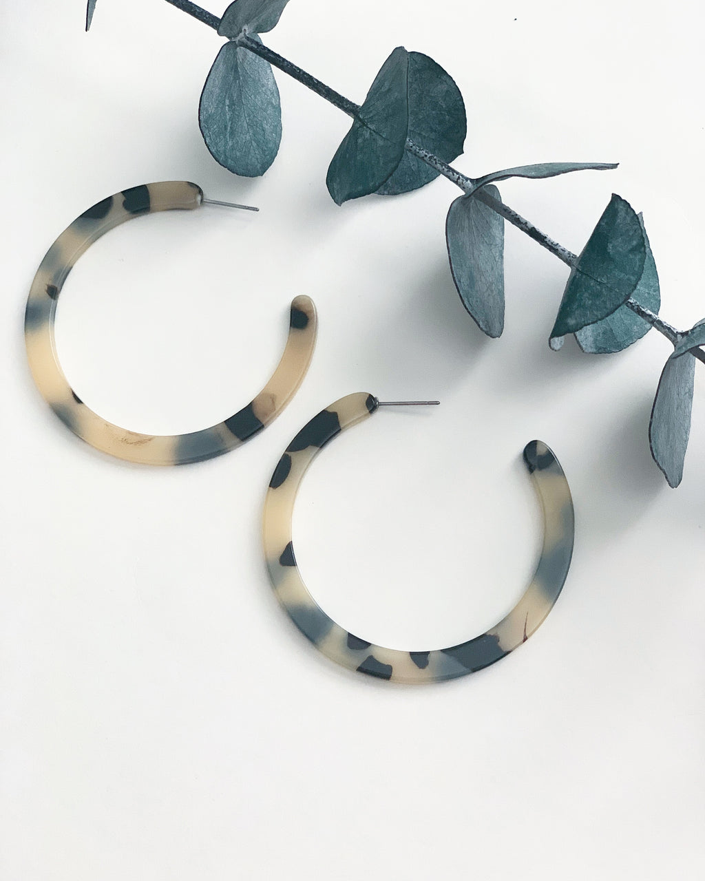 Flat Cream Tortoise Hoops - Resonate Jewelry